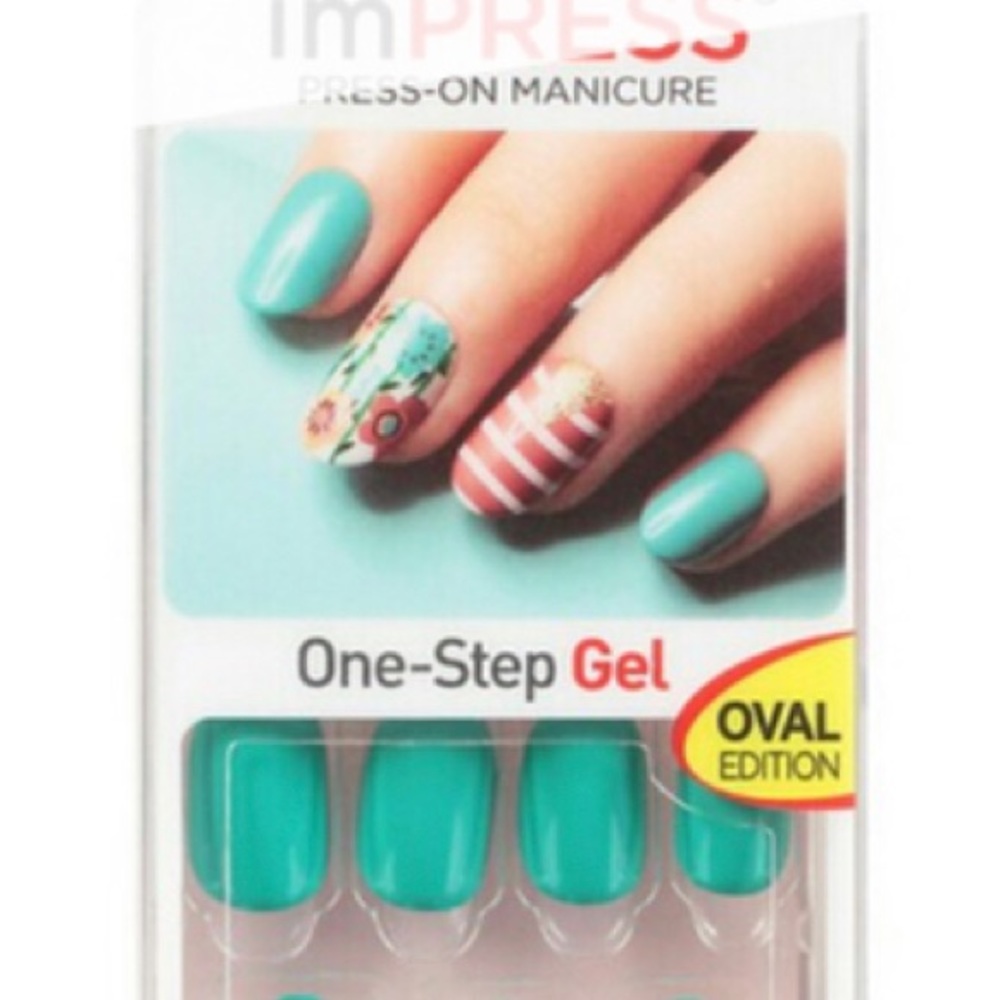 Impress kiss Nails gel manicure